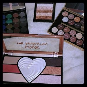Makeup Revolution Bundle